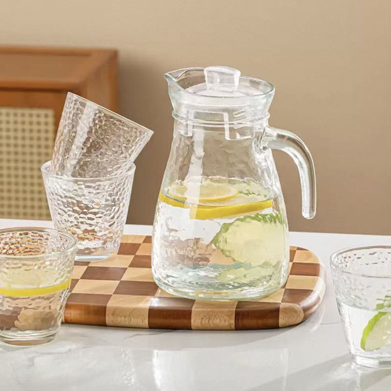 Glass water bottle set